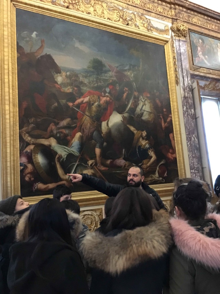 Palazzo Buonaccorsi, Salone dell'Eneide: davanti alla rappresentazione della morte di Turno