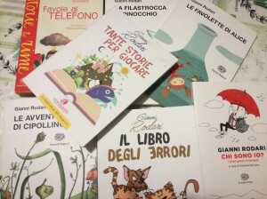 Libri di Rodari utilizzati durante l'iniziativa "Libriamoci. Giornate di lettura nelle scuole"